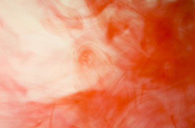 kırmızı beyaz arka plan üzerinde duman bulutları