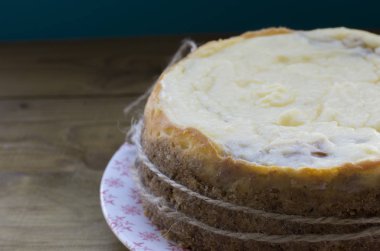 lezzetli pasta üstüne tatlı krema ile