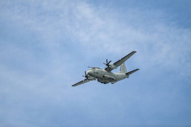 İtalyan Hava Kuvvetleri 'nin akrobatik takımı Frecce Tricolori, 65. yıldönümlerini 6 ve 7 Eylül 2025 tarihlerinde İtalya' nın Udine kentindeki Rivolto Hava Üssü 'nde düzenlenen bir hava gösterisiyle kutladı.. 