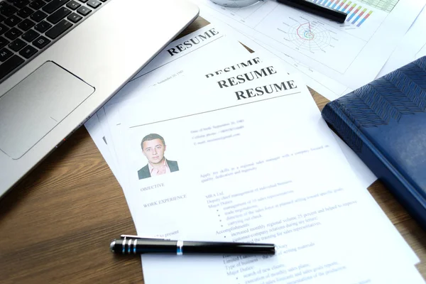 Currículo Curriculum Vitae Caneta Sobre Uma Mesa Madeira Escrita — Fotografia de Stock