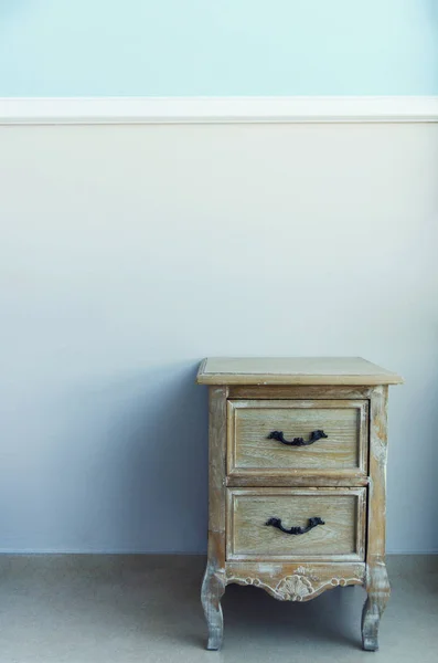 Interiér Pokoje Nočním Stolku Pastelově Modré Zdi Minimalistických Pozadí Kopírování — Stock fotografie