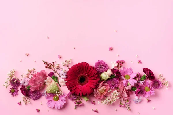 Composición Primaveral Flores Rosadas Sobre Fondo Pastel Con Espacio Para —  Fotos de Stock