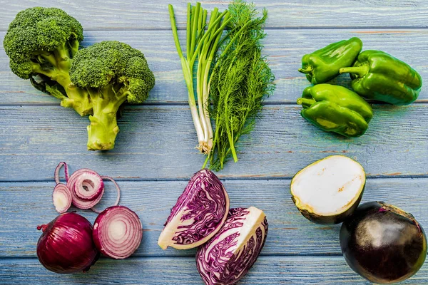 Egészséges Ételek Fogalmát Friss Zöldségek Layout Kék Háttér Felülnézet Lapos — Stock Fotó