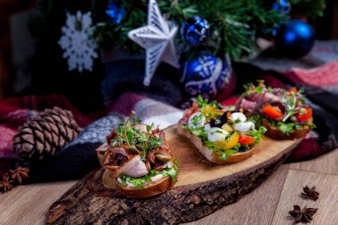 Bruschetta peynir Myba pastırma, et, sos, domates, yılbaşı menüsü ile