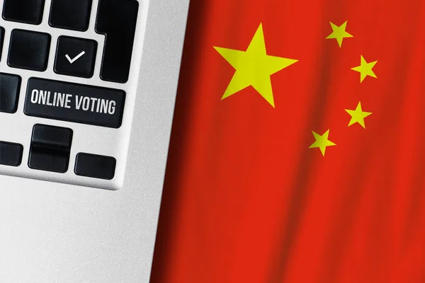 Concepto Votación Línea República Popular China Teclado Cerca Bandera Del —  Fotos de Stock