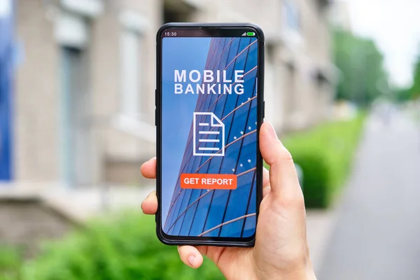 Hand Hält Smartphone Mit Mobiler Banking Schnittstelle Und Klicken Sie — Stockfoto