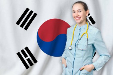 Güney Kore sağlık konsepti ve bayrak geçmişi olan bir doktor. Ülkede sağlık sigortası, çalışma ya da öğrenim