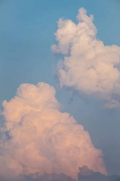 Magische Farbwolken Abendhimmel — Stockfoto