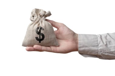 Onun eli gömleğinin içinde beyaz bir arka planda bir çanta dolusu para tutuyor. İzole edilmiş
