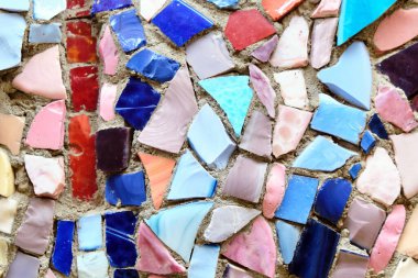 Farklı kiremit ve renklerin mozaiğinin arka planı.