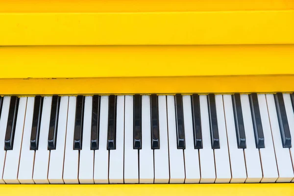 Panel Mit Gelben Klaviertasten Mit Draufsicht — Stockfoto