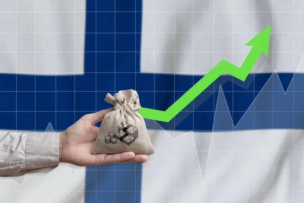 Concepto Crecimiento Económico República Finlandia Mano Sostiene Una Bolsa Con —  Fotos de Stock