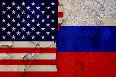 Rusya ile Amerika Birleşik Devletleri arasındaki siyasi ilişkiler bayraklarla.