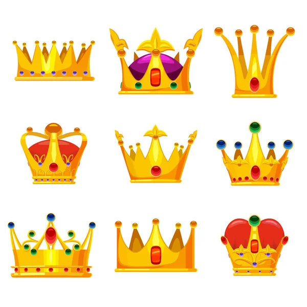 Conjunto coronas reales de oro con joyas, iconos de dibujos animados vectoriales aislados sobre fondo blanco. Elementos heráldicos, símbolos monárquicos — Archivo Imágenes Vectoriales