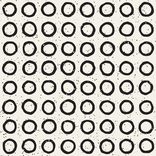 Elle çizilmiş çizgiler seamless grungy modeli. Soyut geometrik yinelenen kiremit doku siyah beyaz.