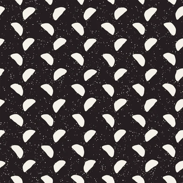 Elle çizilmiş çizgiler seamless grungy modeli. Soyut geometrik yinelenen kiremit doku siyah beyaz.