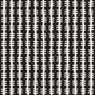 Elle çizilmiş çizgiler seamless grungy modeli. Soyut geometrik yinelenen kiremit doku siyah beyaz.