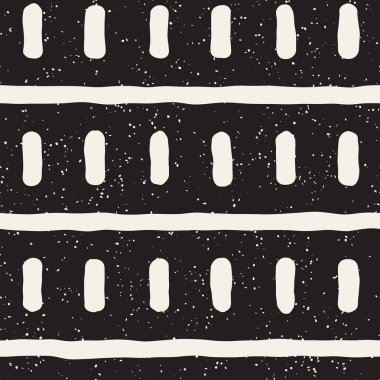 Elle çizilmiş stil etnik seamless modeli. Grungy geometrik şekiller arka plan siyah ve beyaz.