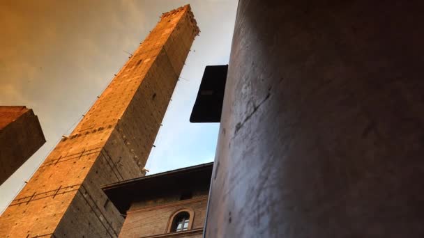 Bologna Asinelli Iki Kule Garisenda Kuleleri Bologna Talya Gün Batımında — Stok video
