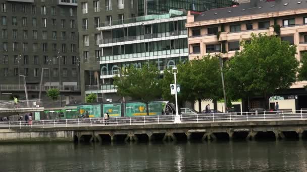 Bilbao Spanya Bilbao Şehir Manzara Nehir Köprü Promenade Bilbao Spanya — Stok video