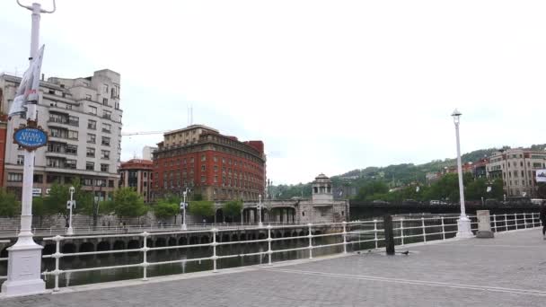 Bilbao Spanya Bilbao Şehir Manzara Nehir Köprü Promenade Bilbao Spanya — Stok video