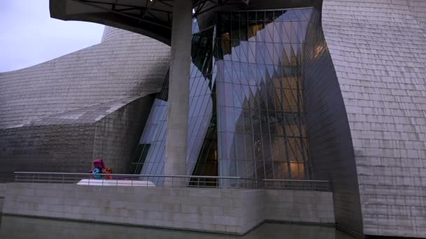 Bilbao España Circa 2017 Museo Guggenheim Bilbao Museo Arte Moderno — Vídeo de stock