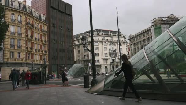 Bilbao Spanya 2017 Yaklaşık Moyua Metro Stasyonu Moyua Meydanı Bilbao — Stok video