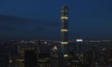 New York, Abd:Manhattan şehir merkezi ve şehir gökdelenleri ar gün batımı ve alacakaranlık saati havadan görünümü