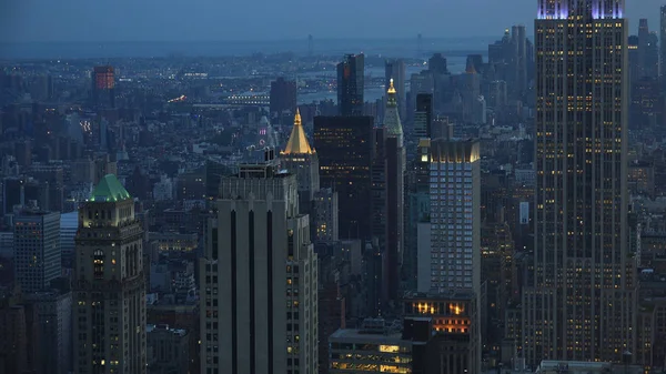맨해튼 미드타운과 다운타운 빌딩의 일몰과 — 스톡 사진