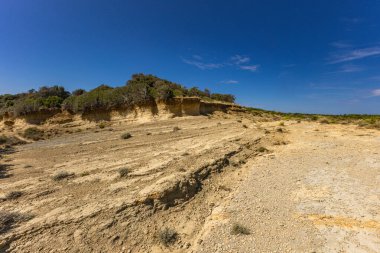 Rab Piramitleri, Kum Kumulları, Lopar, Rab Adası 'ndaki Strucic Sahili, Adanın etrafındaki Yürüyüş Yolu