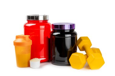 Protein tozu. Protein karışımı. Protein karışımı. Protein karışımı. Beyaz zemin üzerinde izole edilmiş protein karışımı.