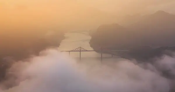 Όμορφη Θέα Του Ποταμού Πρωί — Φωτογραφία Αρχείου