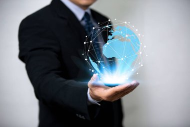 Dijital Kompozit Görüntü İşadamı dokunmatik ve Holding Digital küresel ağ