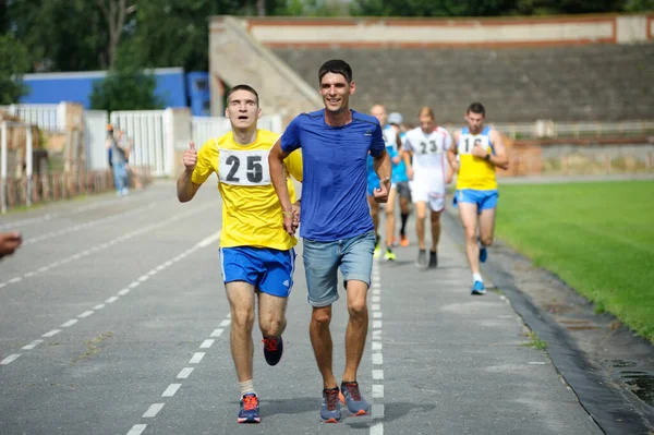 Runner Leading Disabled Blind Athlete Left Strapped Hands Trials Disabled — Stock Photo, Image