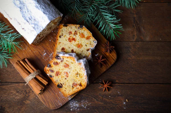 Obstkuchen Mit Puderzucker Bestäubt Weihnachts Und Winterfreuden Hausgemachter Kuchen Mit — Stockfoto