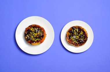 Boyutu konularda, kavram, Erik diyet ve plakaları, Fıstıklı tatlı Ana sayfa görünümü