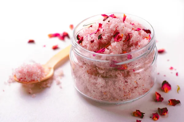 Natural Rose Sugar Scrub Homemade Cosmetics Body Spa Treatment — Stock Photo, Image