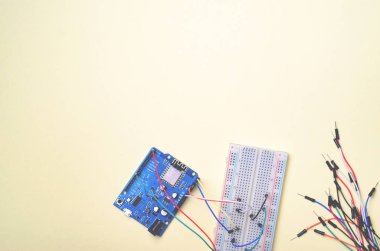 Robotik ve mikrodenetleyicileri, DIY, kök eğitim için elektronik bileşenler