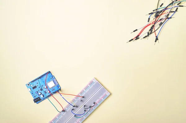 Componentes electrónicos para robótica y microcontroladores, DIY, STEM Education — Foto de Stock
