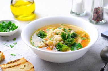 Pilav ve Tavuklu Sebze Çorbası, Lezzetli Yemekler