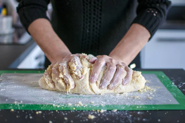 Kézzel Készített Tészta Torta Sütemény Édes Karácsonyra Jogdíjmentes Stock Fotók