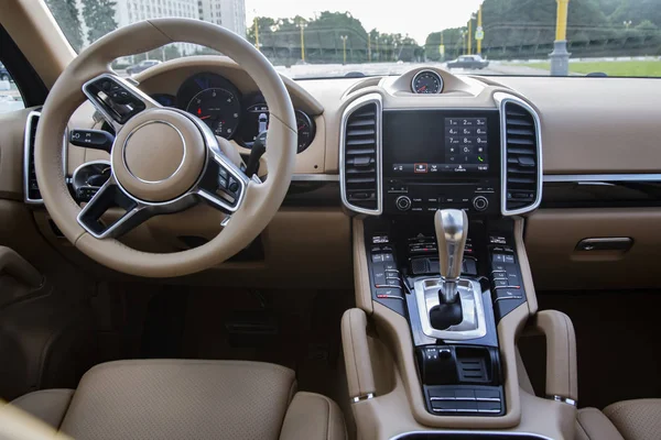 Lüks araba tasarım iç. 
