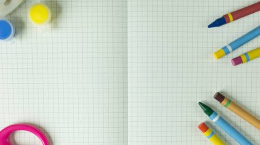 Okul kavramı görüntü renkli arka arkaya.