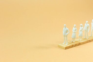  iş içeriği için turuncu pastel beyaz şekil minyatür.