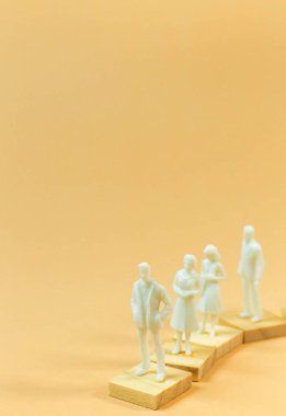  iş içeriği için turuncu pastel beyaz şekil minyatür.