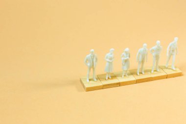  iş içeriği için turuncu pastel beyaz şekil minyatür.