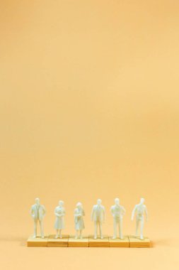  iş içeriği için turuncu pastel beyaz şekil minyatür.