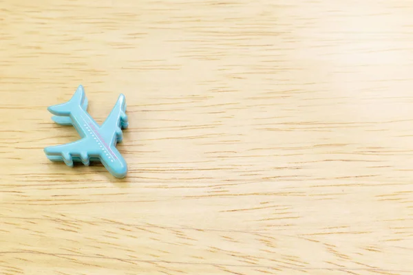 Літак міні-іграшка крупним планом зображення для вмісту подорожі . — стокове фото