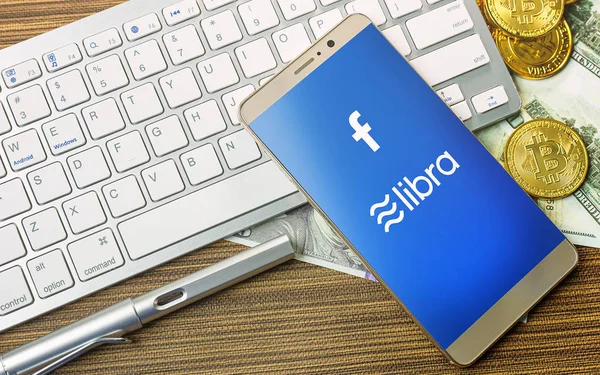 Libra Facebook and bitcoin cryptocurrency  for Libra Facebook co — Stock Photo, Image