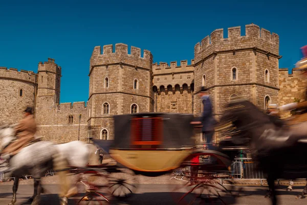 ハリー王子とウィンザー城、バークシャー、イギリス、英国、Meghan マークル ロイヤルウェディング — ストック写真